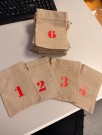 Adventskalender 24 tøyposer med knytting thumbnail