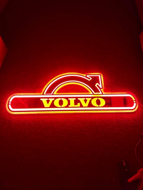 VOLVO