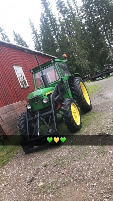 Montert i front på traktoren